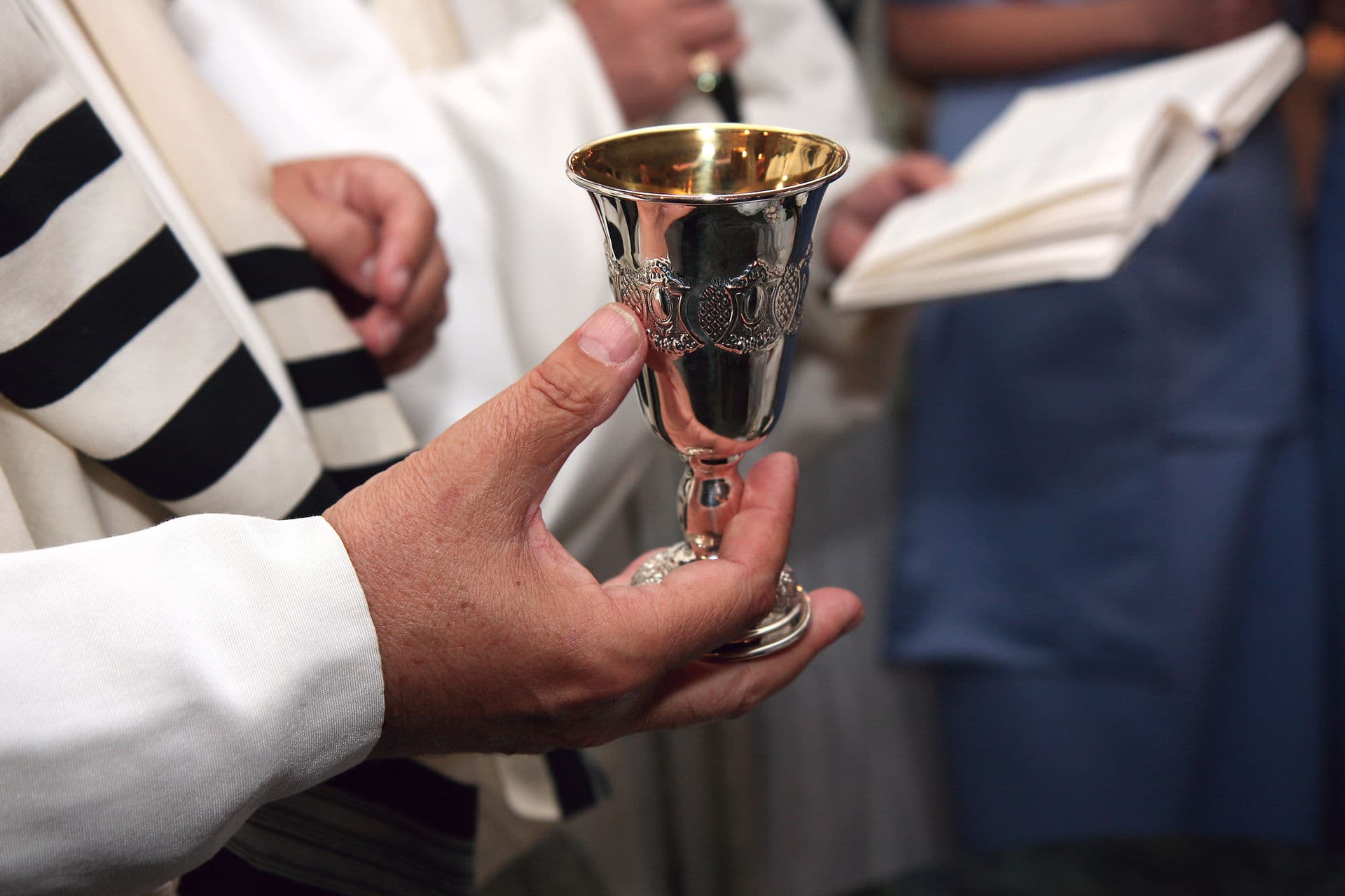 Kiddush gathering at Mekor Habracha