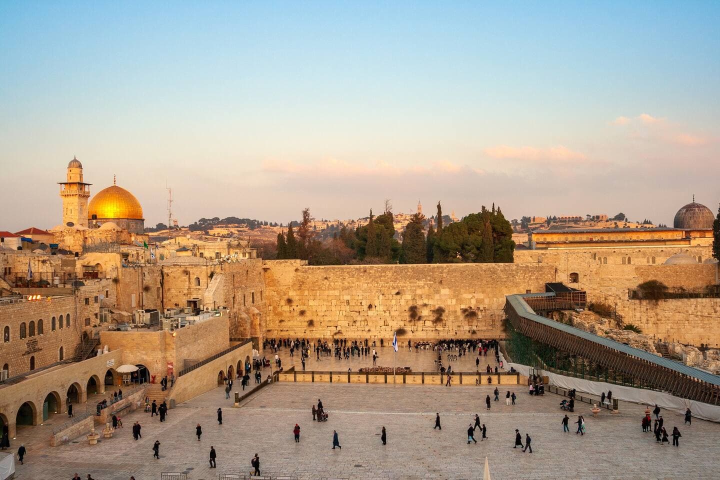 Prayer service at Mekor